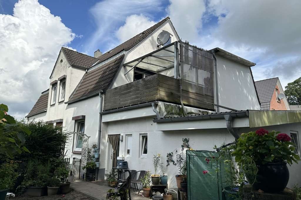 Immobilie in Leck - Solides Mehrfamilienhaus mit drei Wohneinheiten in ruhiger Lage in Leck - Bild 3