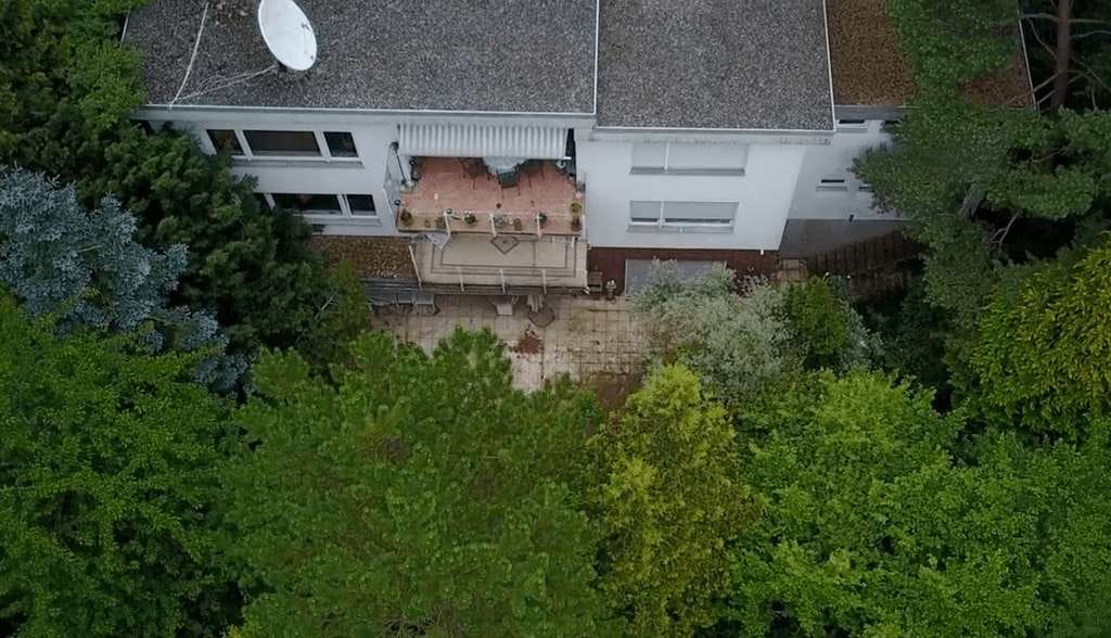 Immobilie in Taunusstein - Extravagantes Haus mit viel Entfaltungspotenzial in bester Lage von Taunusstein - Bild 4