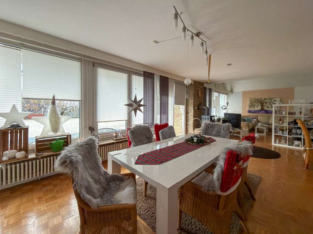 Immobilie in Bellheim - Großzügiges Wohnen mit Keller, Garten, Terrasse und Garage in Bellheim - Bild 3