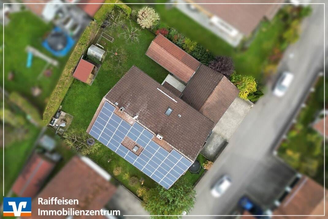 Immobilie in Hunderdorf - Attraktives Mehrfamilienhaus in Hunderdorf: Modernisierte Immobilie mit Photovoltaikanlage - Bild 1