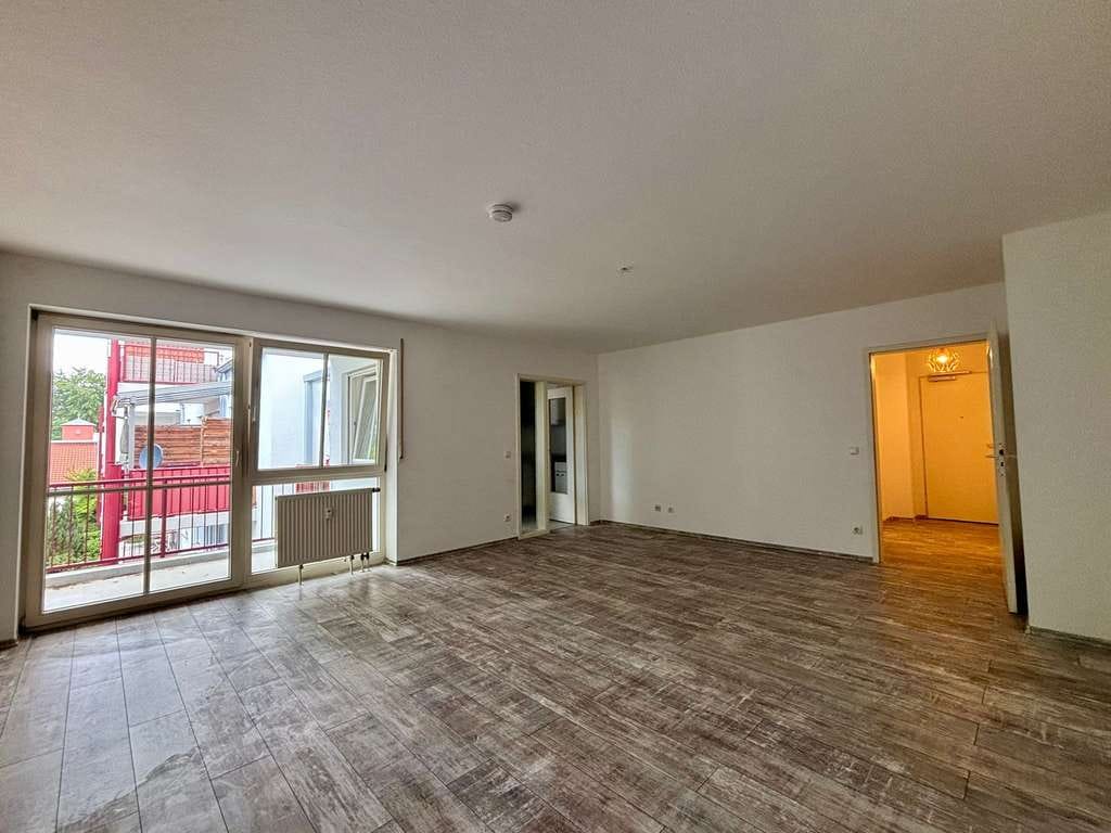 Immobilie in Bobingen - Charmantes 1-Zimmer-Apartment mit Südbalkon in zentraler Lage von Bobingen - Bild 2