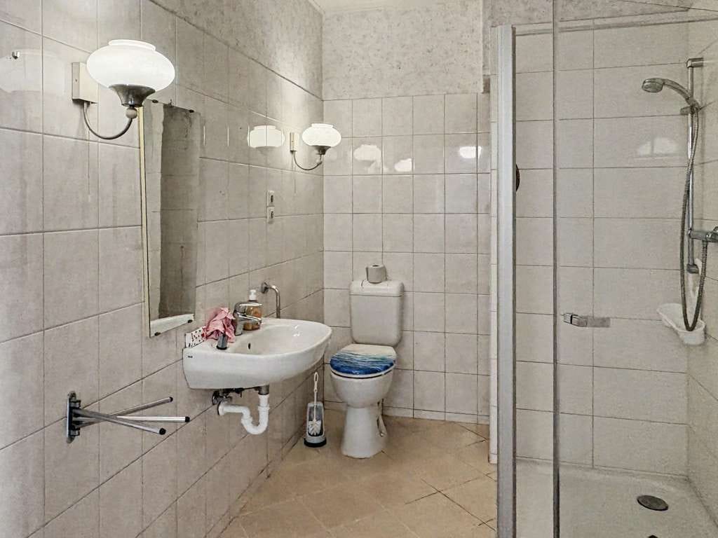 Immobilie in Ahlsdorf - Charmantes Einfamilienhaus mit Ausbaureserve in ruhiger Lage von Ahlsdorf - Bild 3