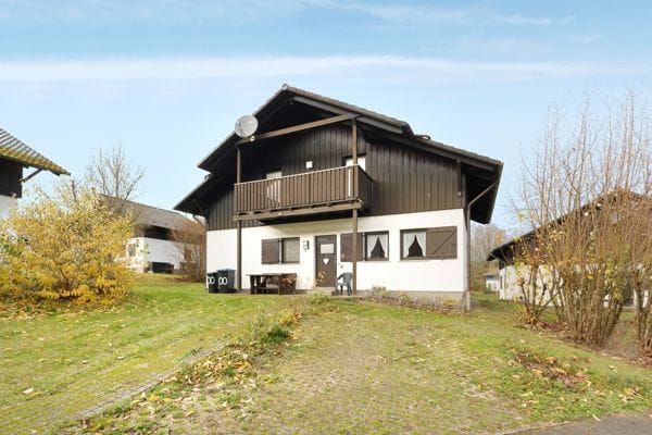 Immobilie in Thalfang - Gemütliches Zweifamilienhaus zur Vermietung oder teilw. Selbstnutzung in ruhiger Wohnlage in Thalfang - Bild 0