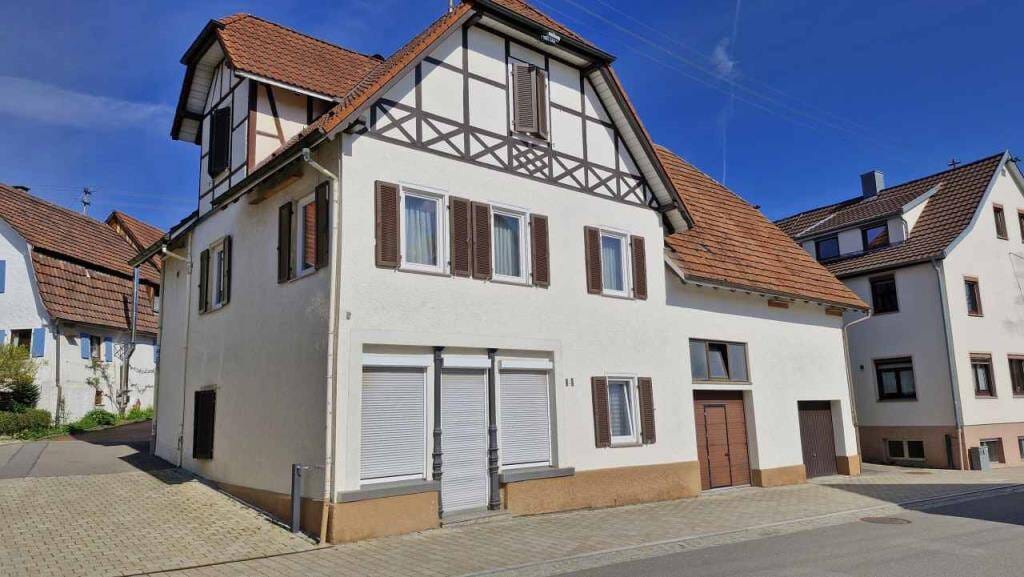 Immobilie in Nehren - Toll erhaltenes Bauernhaus mit Garten, Garage und Scheune für hunderte Möglichkeiten - Bild 0