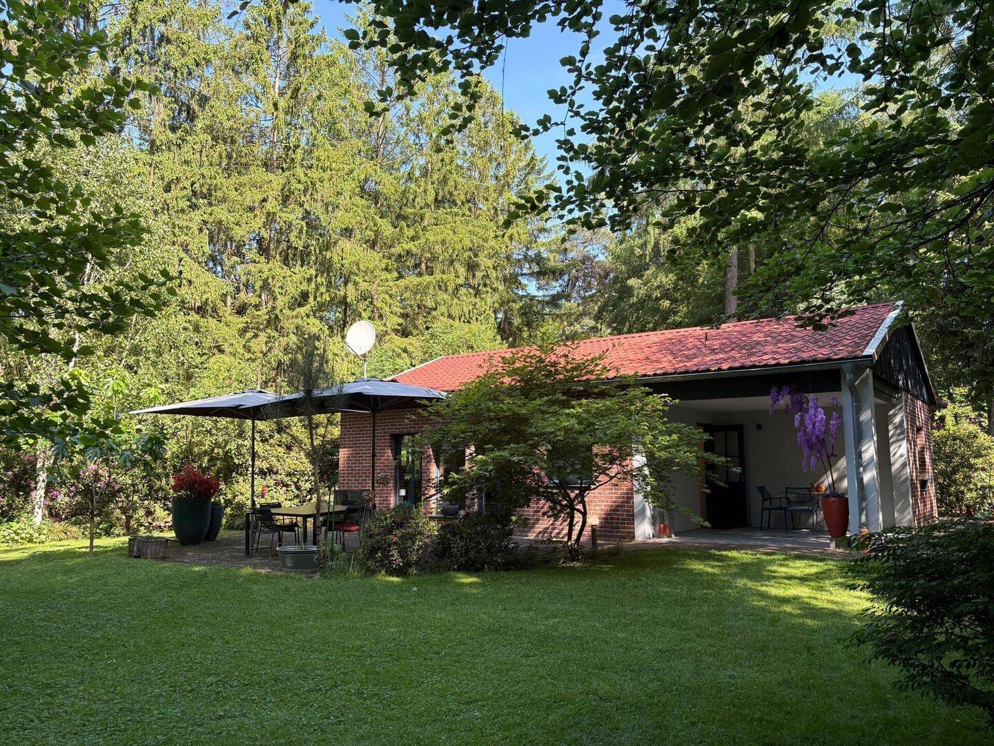 Immobilie in Uelsen - GemütlichesWochenendhaus im Feriengebiet am Waldbad in Uelsen - Bild 0