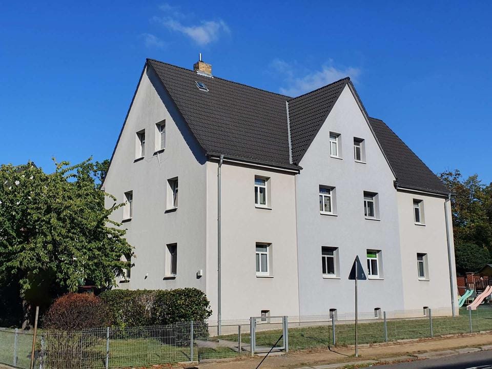 Immobilie in Borna - Mehrfamilienhaus in zentraler Lage mit viel Grün - Bild 0