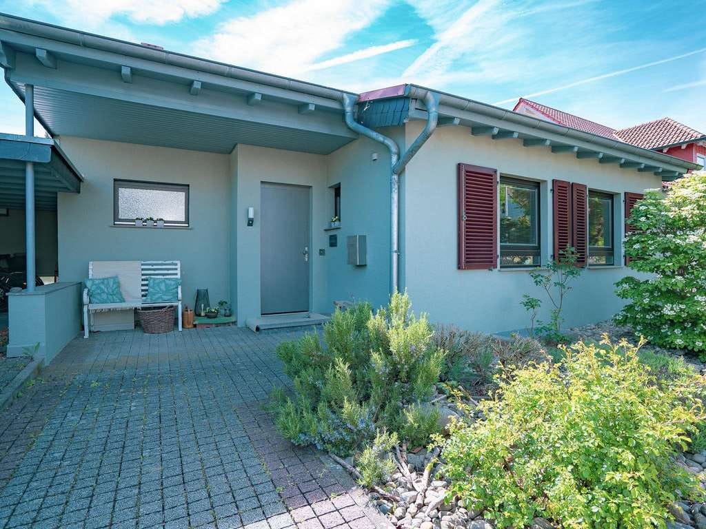 Immobilie in Bretzenheim - Gepflegter Bungalow mit großem Grundstück und vielseitigem Raumangebot - Bild 2