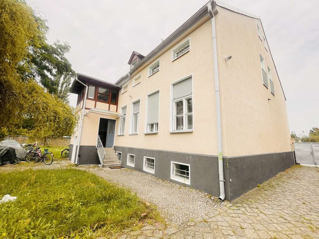 Immobilie in Luckenwalde - Kapitalanleger/Investoren aufgepasst- MFH mit 5 WE + Baugrundstück, nur 1 M. zum Bahnhof Luckenwalde - Bild 2