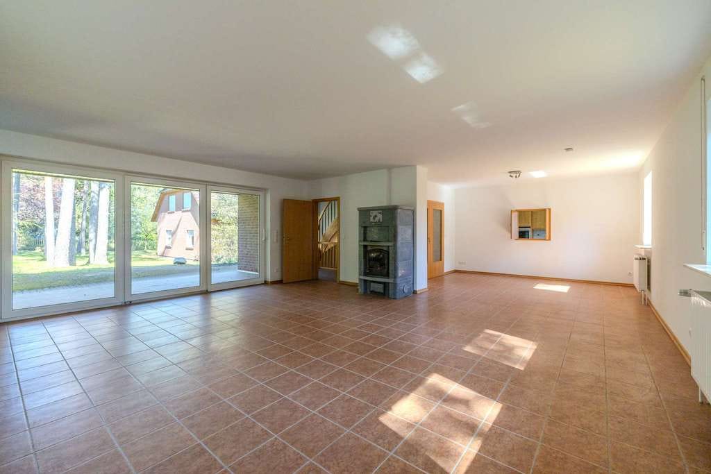 Immobilie in Salzhausen - Großzügiges Einfamilienhaus auf schönem Grundstück - Bild 4