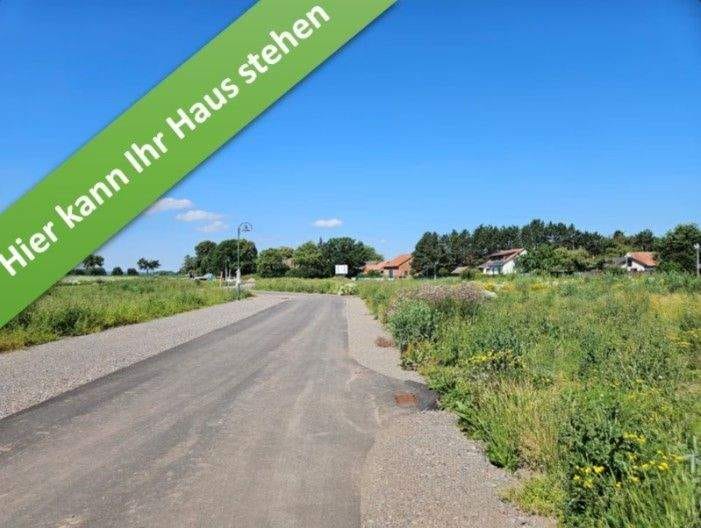 Immobilie in Börßum - Mit Grundstück: Der Bungalow mit dem charmanten Walmdach in Achim - Bild 1