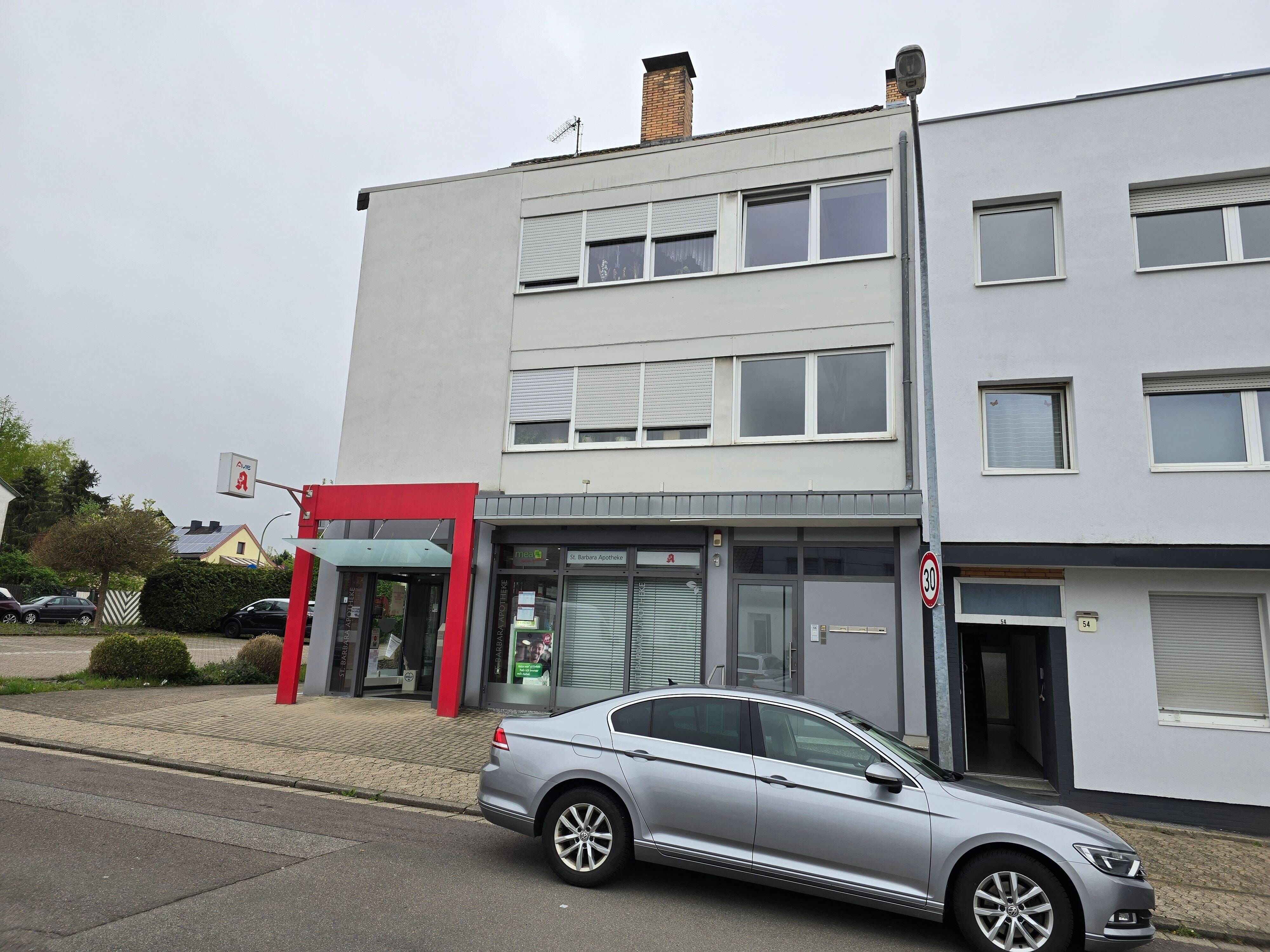 Immobilie in Sulzbach/Saar - 3 Familienhaus mit Apotheke in guter Lage - Bild 1