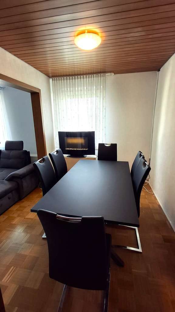 Immobilie in Oberboihingen - Achtung Handwerker: Charmantes Ein-/Zweifamilienhaus in Oberboihingen

 - Bild 2