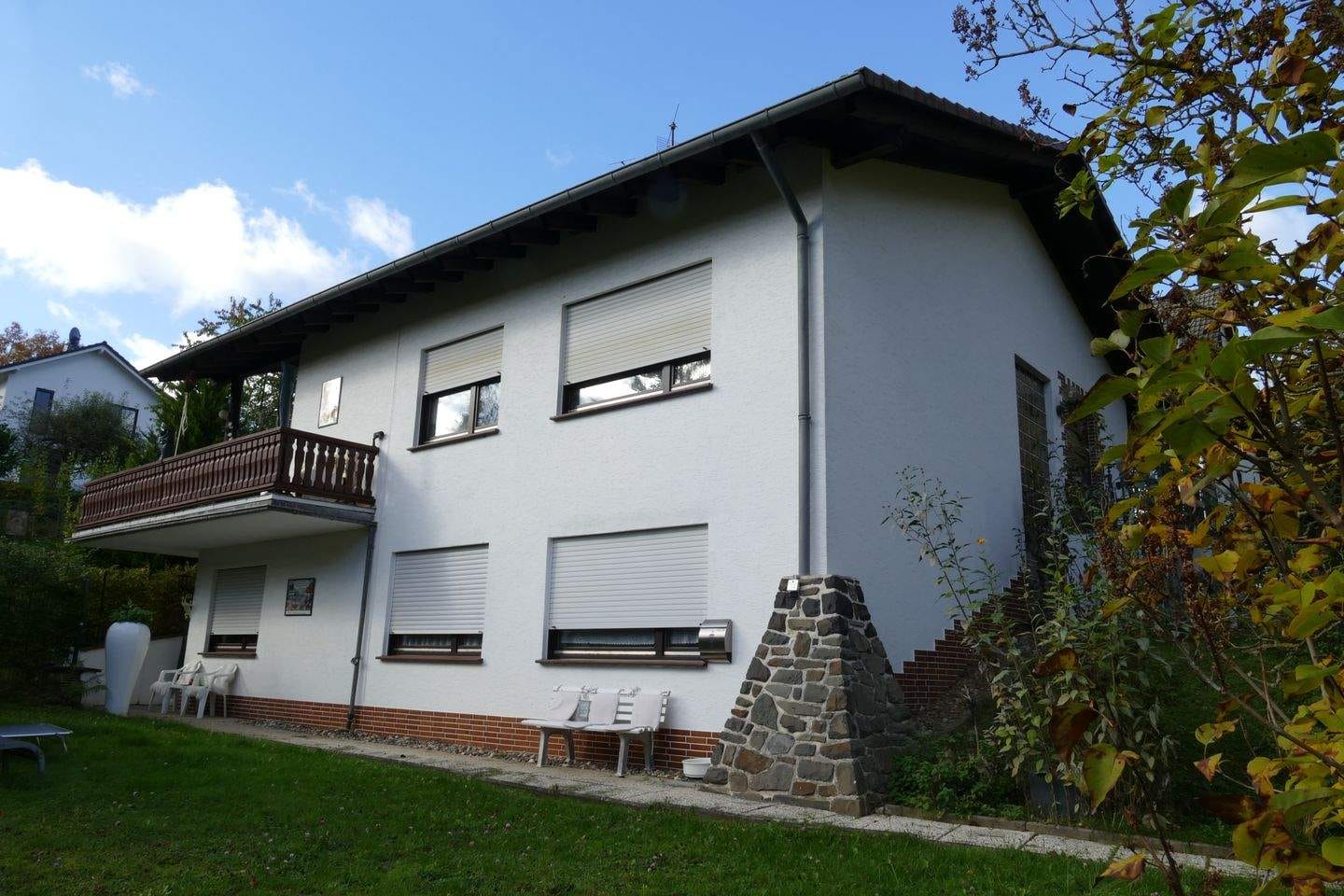 Immobilie in Edertal - Gelegenheit! Wunderschönes 1-2 Familienhaus in bevorzugter Lage am Edersee zu verkaufen - Bild 1