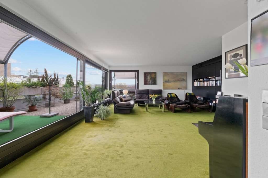 Immobilie in Leinfelden-Echterdingen - Penthouse-Oase mit Weitblick, Kaminfeuer und besonderer Wohnqualität - Bild 1