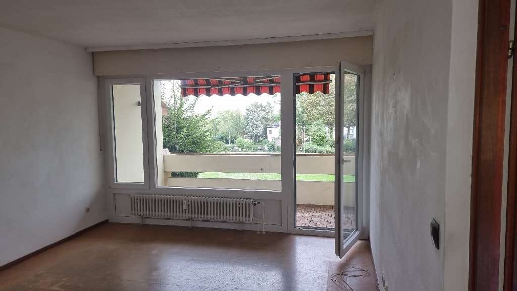 Immobilie in Bad Soden - "Gestalten Sie Ihr neues Zuhause-4-Zimmer-Whg. mit Potenzial in Bad Soden-Neuenhain" - Bild 2
