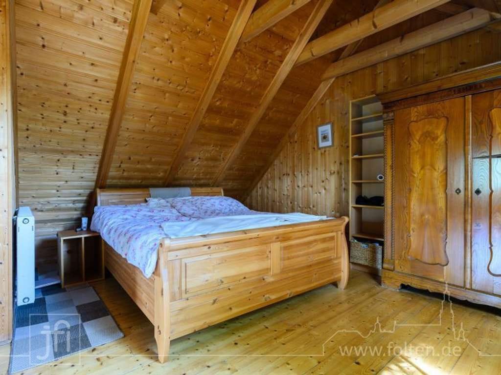 Immobilie in Jemgum - Wohnhaus mit zwei getrennten Wohnungen und großem Garten oder Baugrundstück - Bild 4