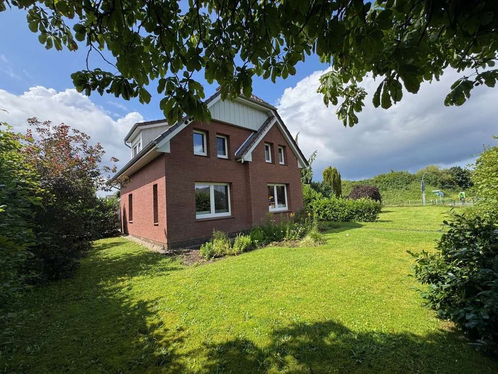 Immobilie in Delingsdorf - TOP Einfamilienhaus 4 Zi./130m², 2 Bäder,
Garage auf ca. 1.300 m² Grundstück im
Speckgürtel von HH - Bild 2
