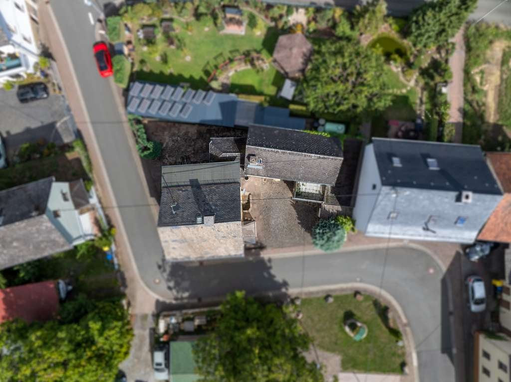 Immobilie in Dörnberg - Viel Platz für die ganze Familie – bezugsfertiges Einfamilienhaus in ruhiger Ortsrandlage - Bild 3