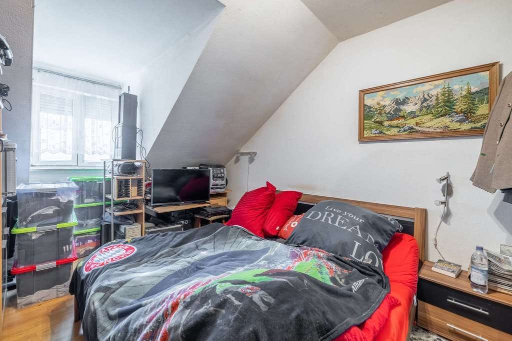 Immobilie in Berglern - SOMMER IMMOBILIEN - Charmante 2-Zimmer Dachgeschosswohnung mit Balkon - Bild 4