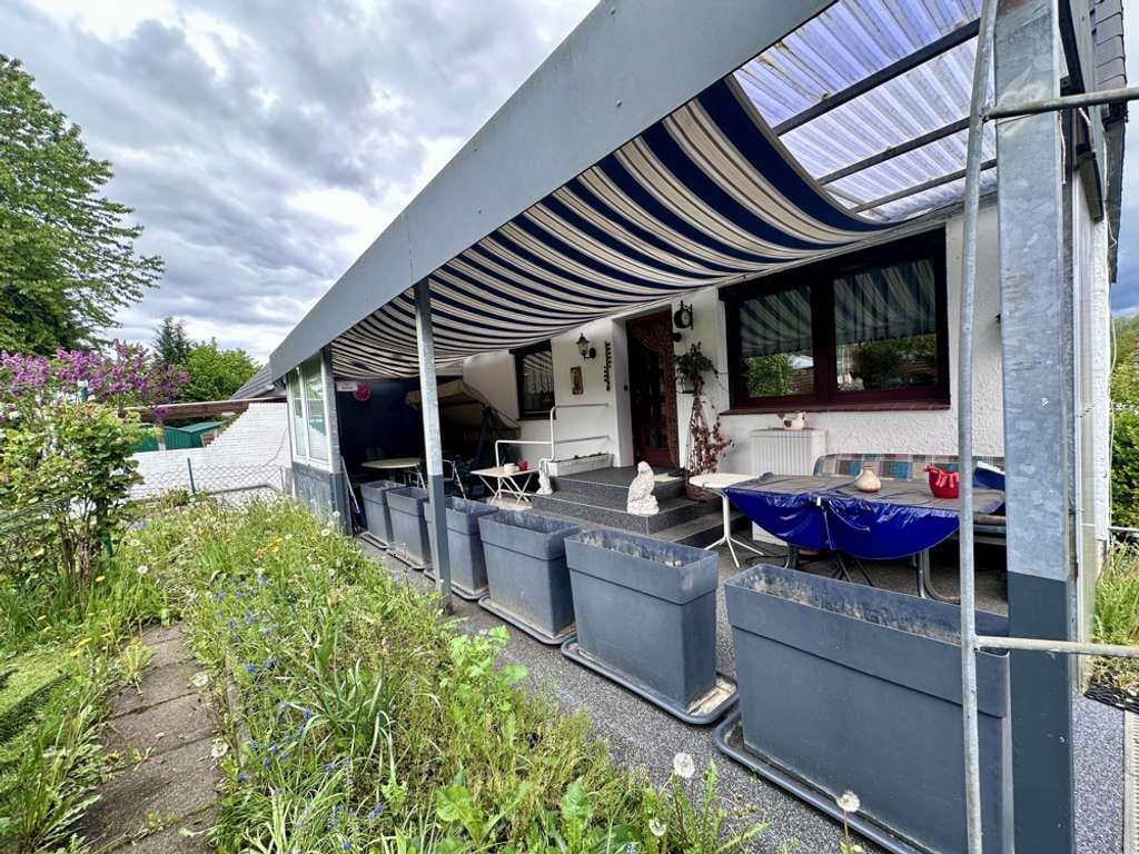 Immobilie in Reinfeld - Attraktives Einfamilienhaus mit Garage - Bild 2