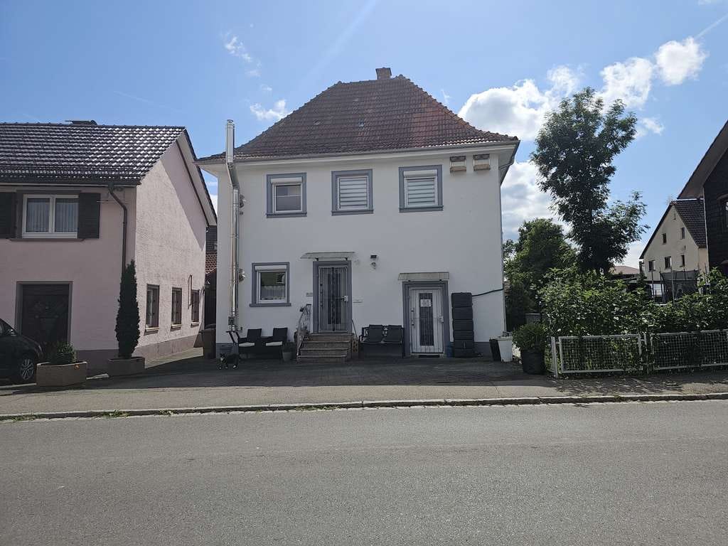 Immobilie in Donaueschingen - Tolles Einfamilienhaus zum Preis einer Eigentumswohnung!
Hier kommt Ihre Chance!!! - Bild 1