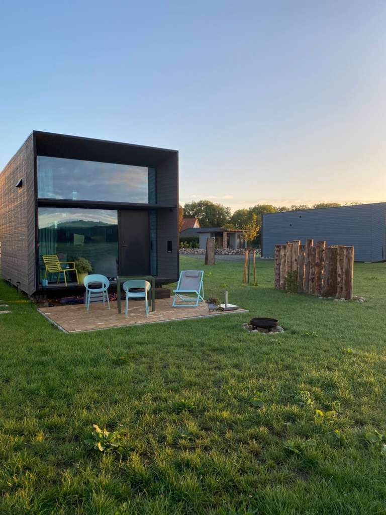 Immobilie in Altkalen - Tiny-House Ferienhaus oder eigener Wohnsitz- Hoher Wohnkomfort auf kleinem Raum - Bild 0