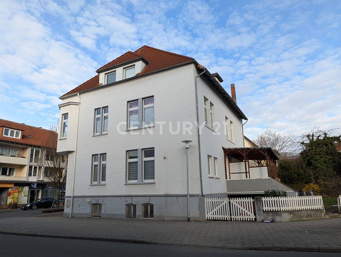Immobilie in Bad Pyrmont - C21 Immovision: Ca. 8% Rendite! Vollvermietetes Mehrfamilienhaus mit neuer Heizung (2022) - Bild 2