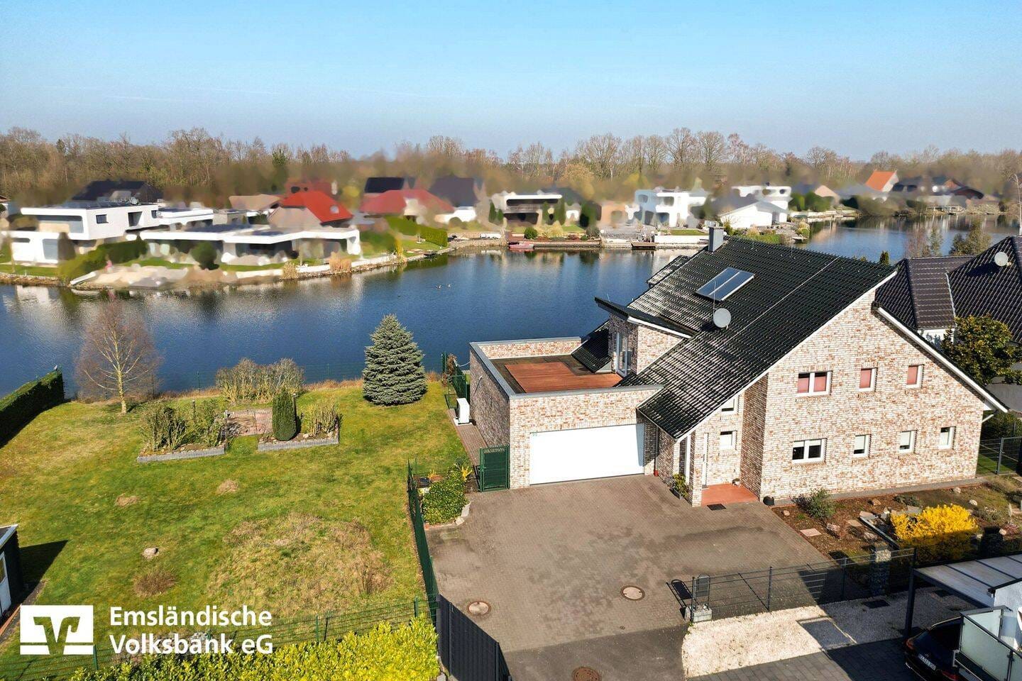 Immobilie in Lünne - Luxuriöses Wohnen am Lünner See: Zeitloses Design, hochwertige Ausstattung und einzigartige Aussicht - Bild 1