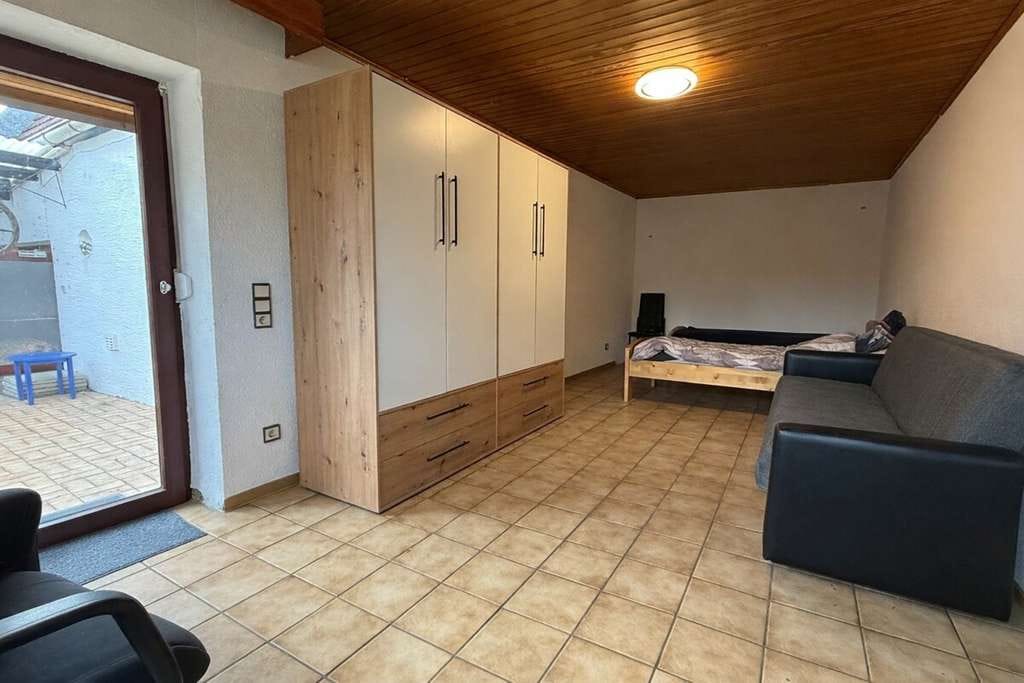 Immobilie in Offstein - Saniertes Wohnhaus mit ELW in Offstein & familienfreundliches Einfamilienhaus in Offstein - Bild 2