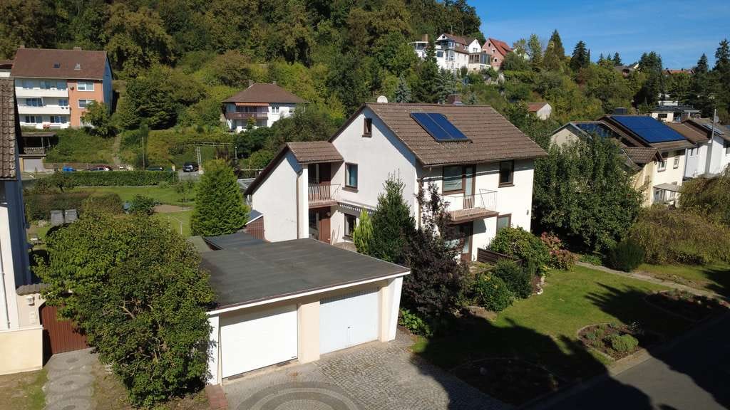 Immobilie in Gudensberg - Einfamilienhaus mit großem Sonnengrundstück am Schlossberg in Gudensberg - Bild 1