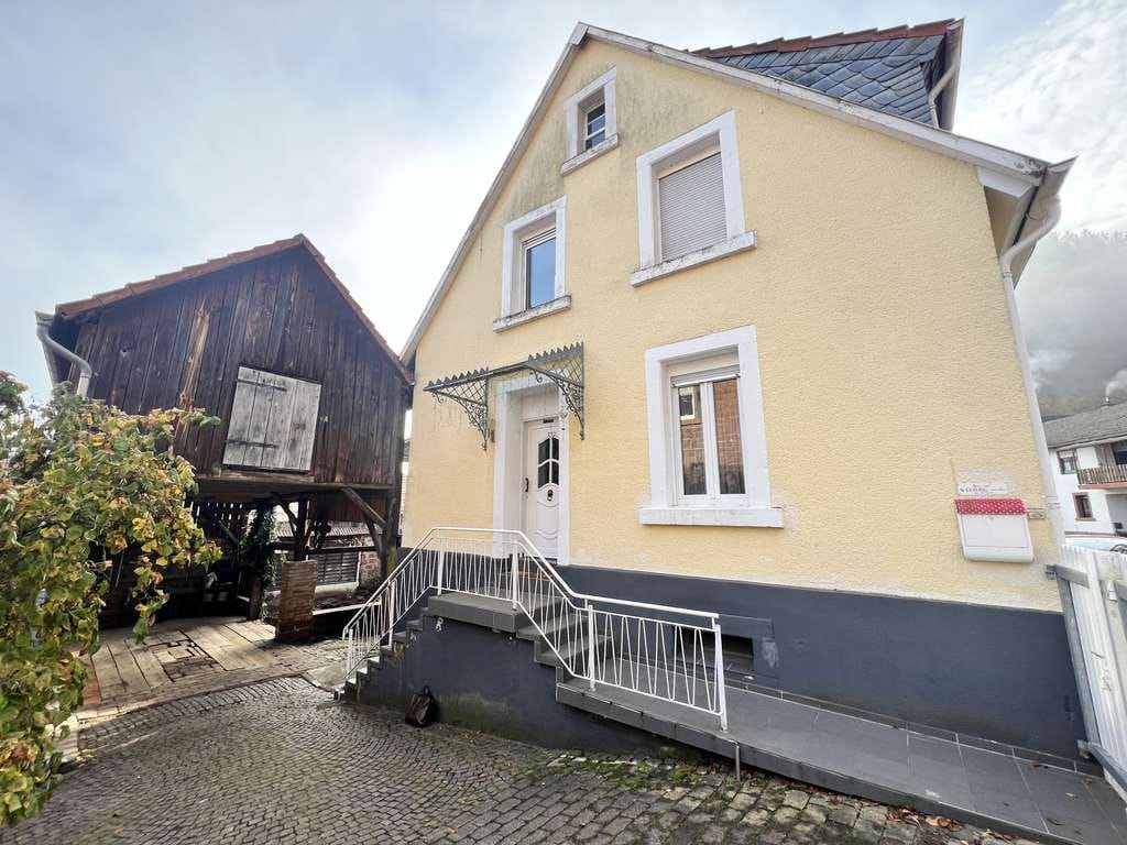 Immobilie in Hinterweidenthal - Doppelhaushälfte am Fuß vom Teufelstisch - Bild 0