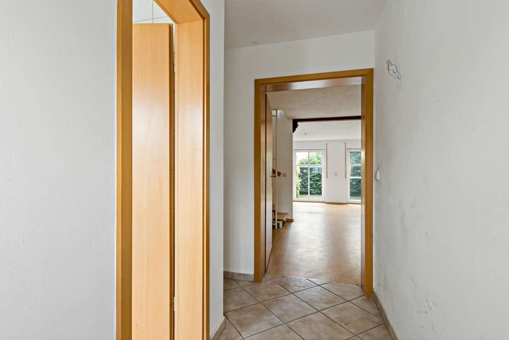 Immobilie in Kabelsketal - Charmantes Reihenmittelhaus mit viel Platz, Keller und Garten in gefragter Lage von Zwintschöna - Bild 1