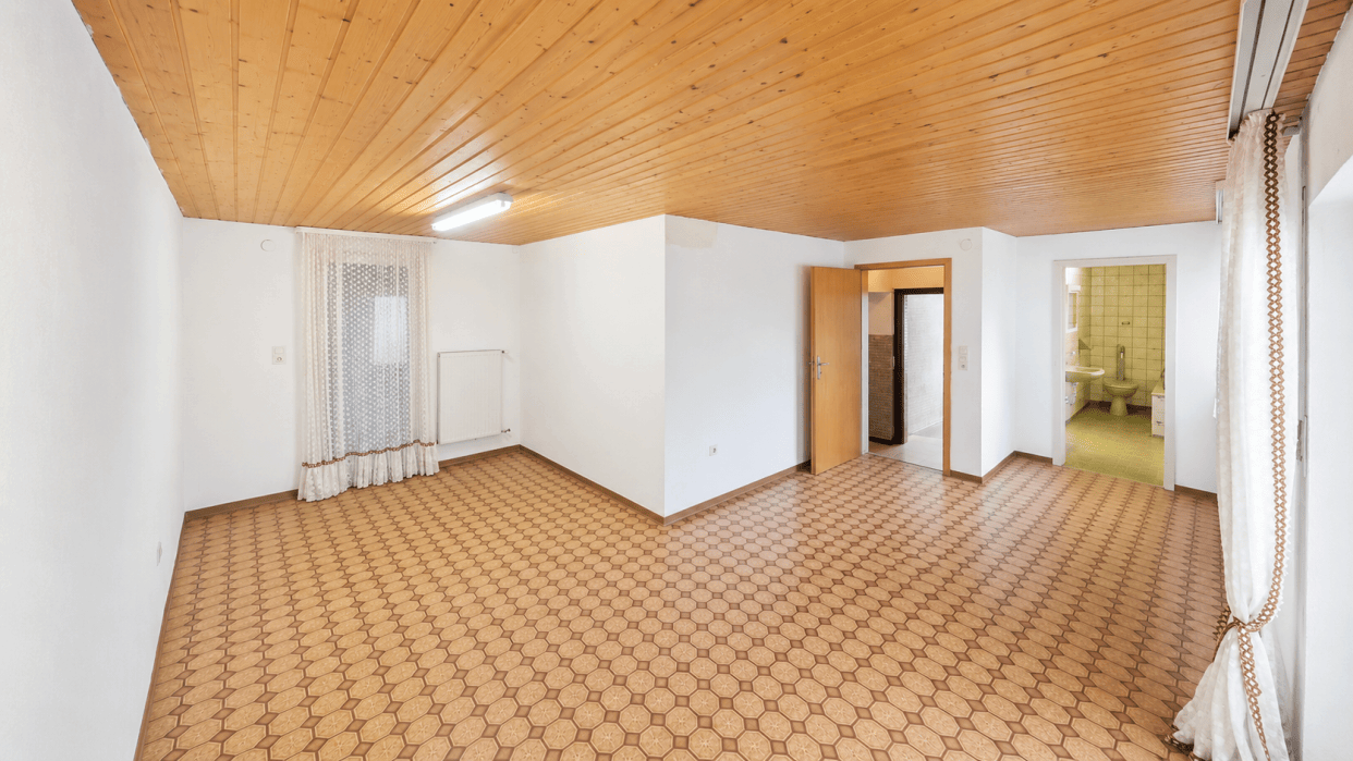 Immobilie in Rieschweiler-Mühlbach - Raum für Ideen - Doppelhaushälfte mit großem Entwicklungspotenzial - Bild 1