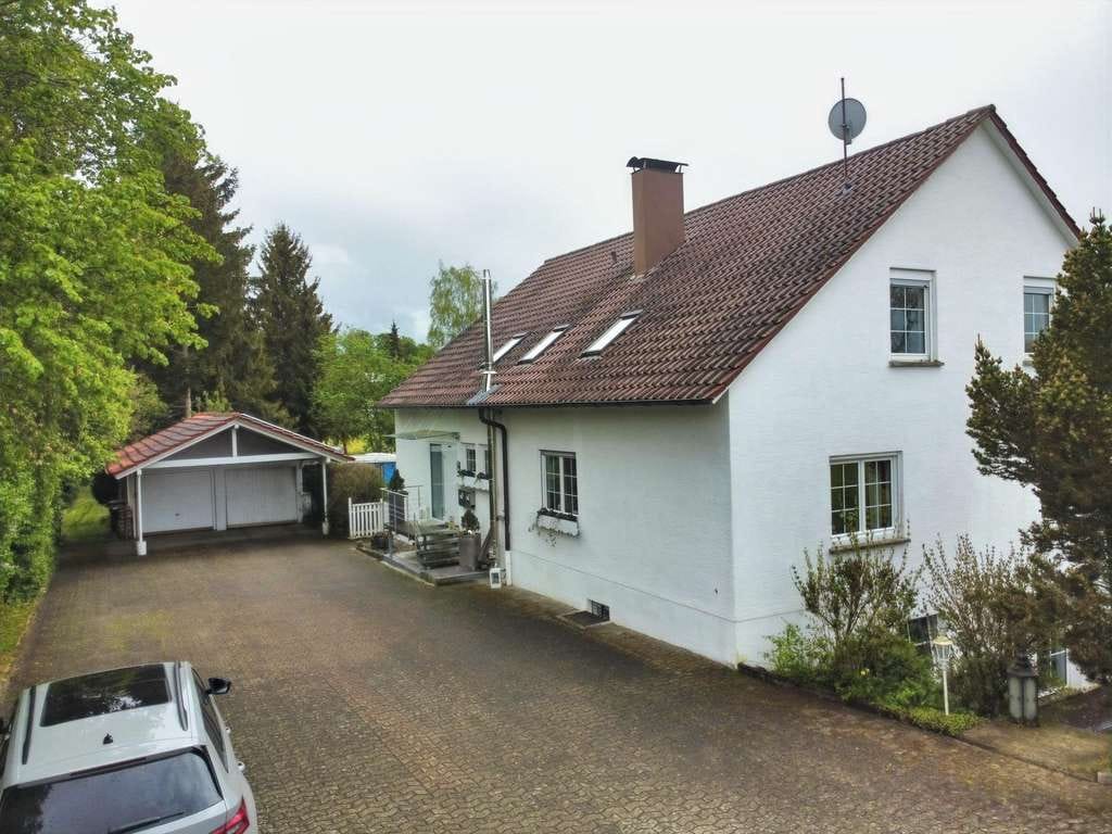 Immobilie in Schwenningen - Parkähnliches Grundstück trifft großzügiges Wohnen – Ihr neues Zuhause in Schwenningen - Bild 0