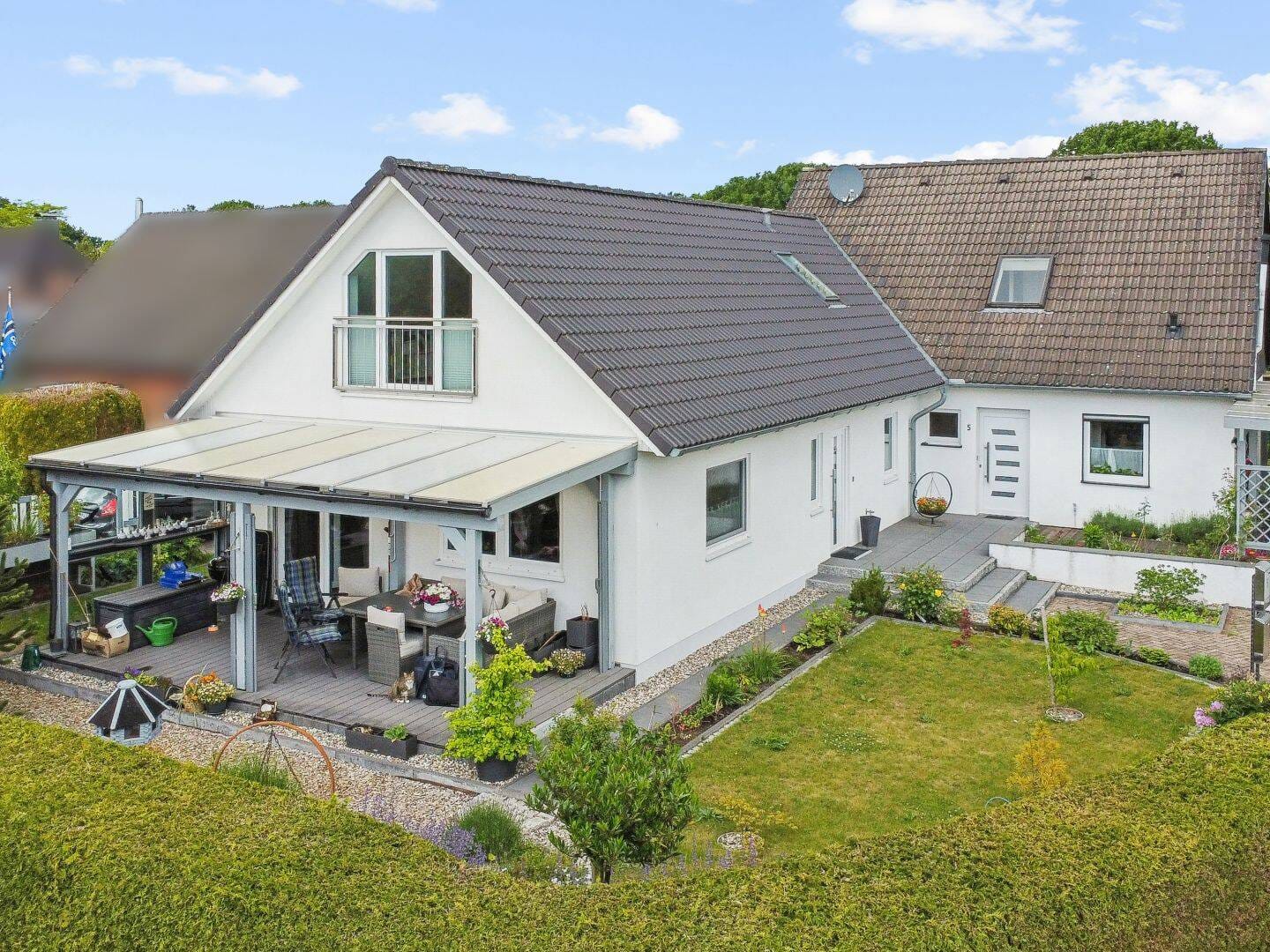 Immobilie in Kaltenkirchen - Festpreis! Haus mit zwei separaten Wohneinheiten in familienfreundlicher Lage von Kaltenkirchen - Bild 0