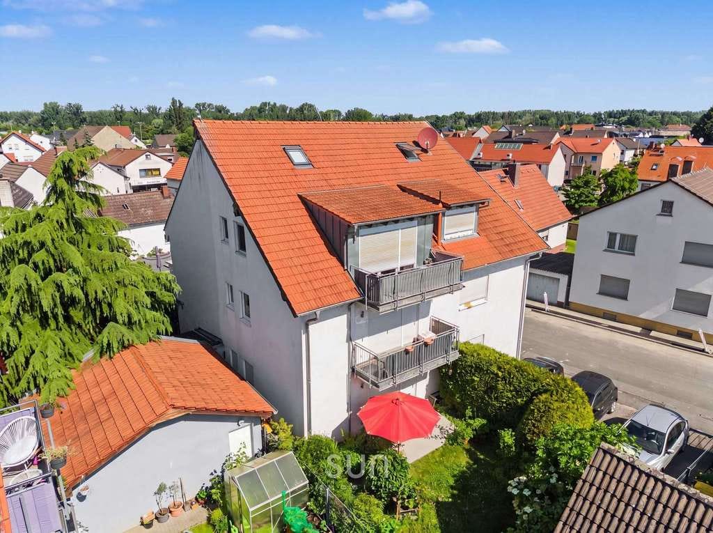Immobilie in Stockstadt - RUHE AM RHEINUFER, IDYLLE AM NATURPARK - modernes 4-Zimmer-Wohnen in Stockstadt - Bild 0