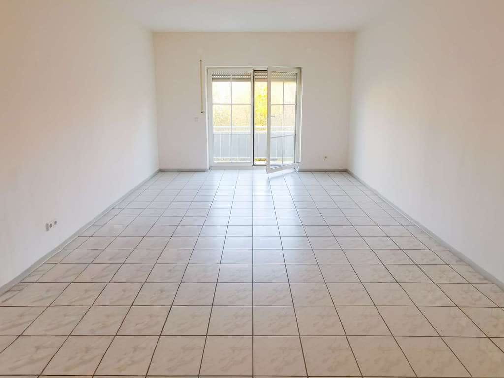 Immobilie in Delitzsch - Bezugsfrei | Großzügiges Apartment | Balkon | praktischer Grundriss | gute zentrale Lage - Bild 2