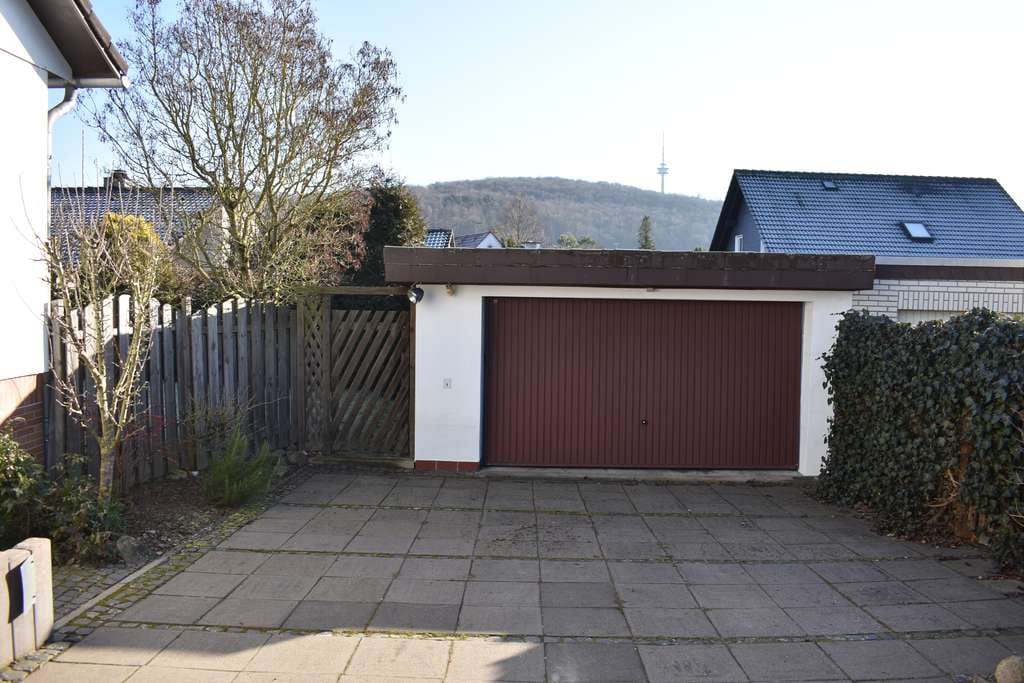 Immobilie in Bovenden - Wundervolles EFH mit Blick zur Plesse im Herzen von 37120 Bovenden - Bild 2