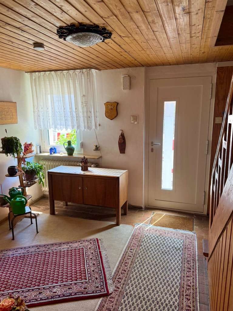 Immobilie in Cadolzburg - Gepflegtes Einfamilienhaus mit viel Potential in ruhiger Lage von Cadolzburg - Bild 3