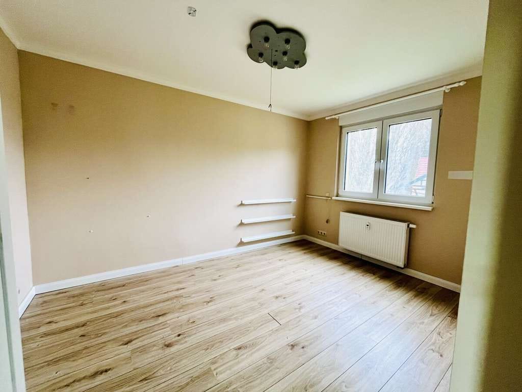 Immobilie in Großalmerode - Exklusives Einfamilienhaus mit Gewerbeeinheit und großzügigem Grundstück in Großalmerode - Bild 4