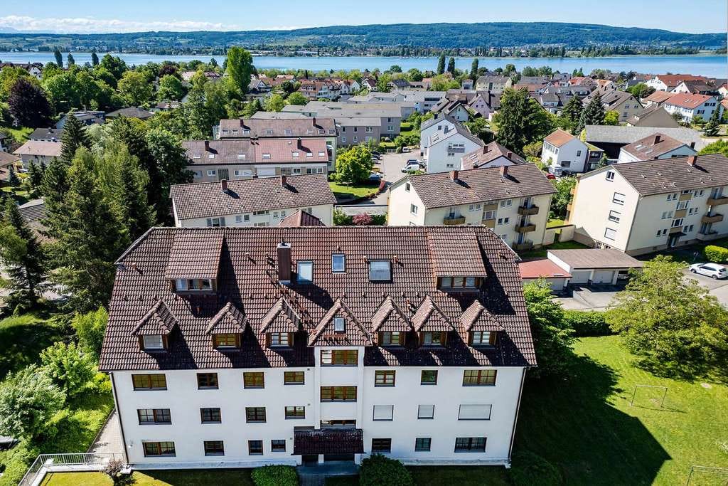 Immobilie in Allensbach - In Allensbach 4-Zimmer-Wohnung mit Balkon und Tiefgarage – nur wenige Minuten zum See! - Bild 0