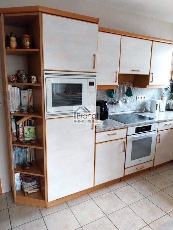 Immobilie in Reinhardshagen - Interessantes, freistehendes Zweifamilienhaus mit Doppelgarage - Bild 3