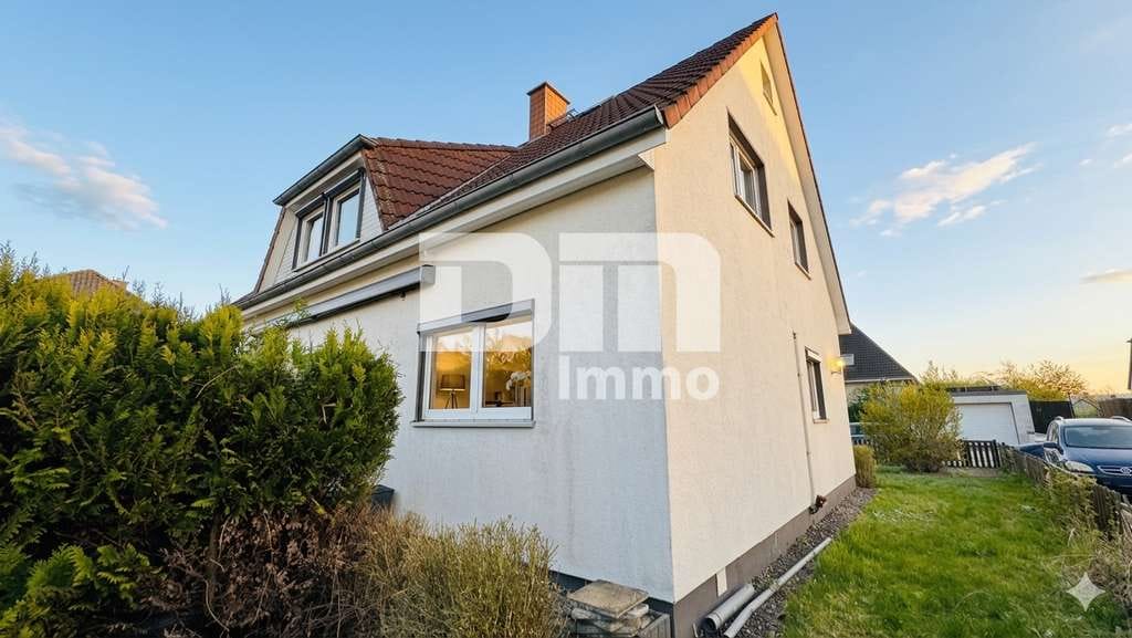 Immobilie in Sibbesse - Charmantes Ein- bis Zweifamilienhaus mit großem Garten in begehrter Lage - Bild 3