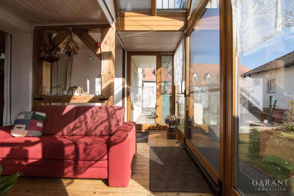 Immobilie in Herzogenaurach - Platz für Viele(s)..., gepflegtes, familienfreundliches Haus in absoluter Bestlage - Bild 4