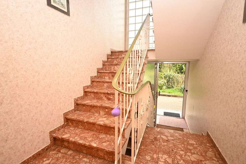 Immobilie in Springe - Zweifamilienhaus mit großem Grundstück und vielseitigem Nutzungspotenzial! - Bild 4