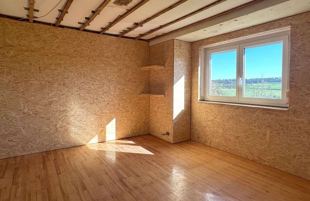Immobilie in Stegaurach - Ausbauhaus mit Charme sucht handwerklich Geschickte in Stegaurach - Bild 3