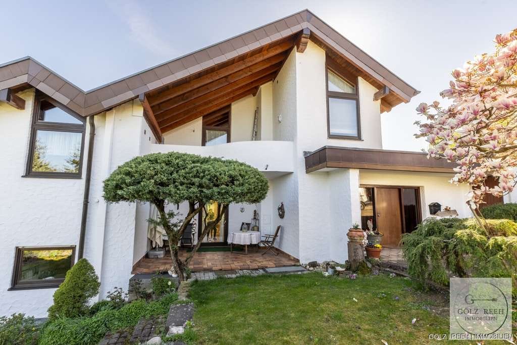 Immobilie in Aichelberg - Traumhaftes Einfamilienhaus mit Weitblick, Doppelgarage & großzügigem Büro - Bild 0