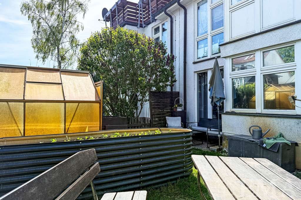 Immobilie in Brieselang - Attraktive Doppelhaushälfte mit zwei vermieteten Maisonettewohnungen - Bild 2