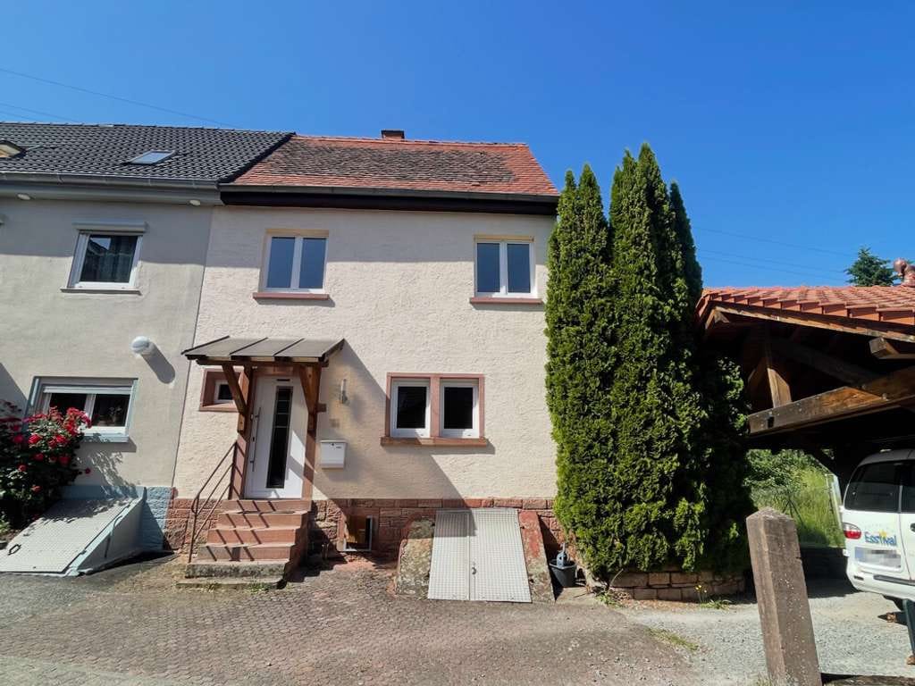 Immobilie in Collenberg - Liebevolles Einfamilienhaus mit Garten und großem Carport! - Bild 0