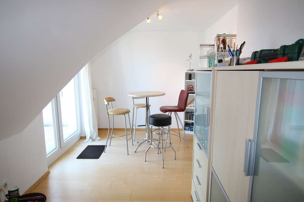 Immobilie in Mintraching - OH-162-26 Für den Kapitalanleger - Zwei-Zimmer-Wohnung mit Carport in Mintraching - Bild 1